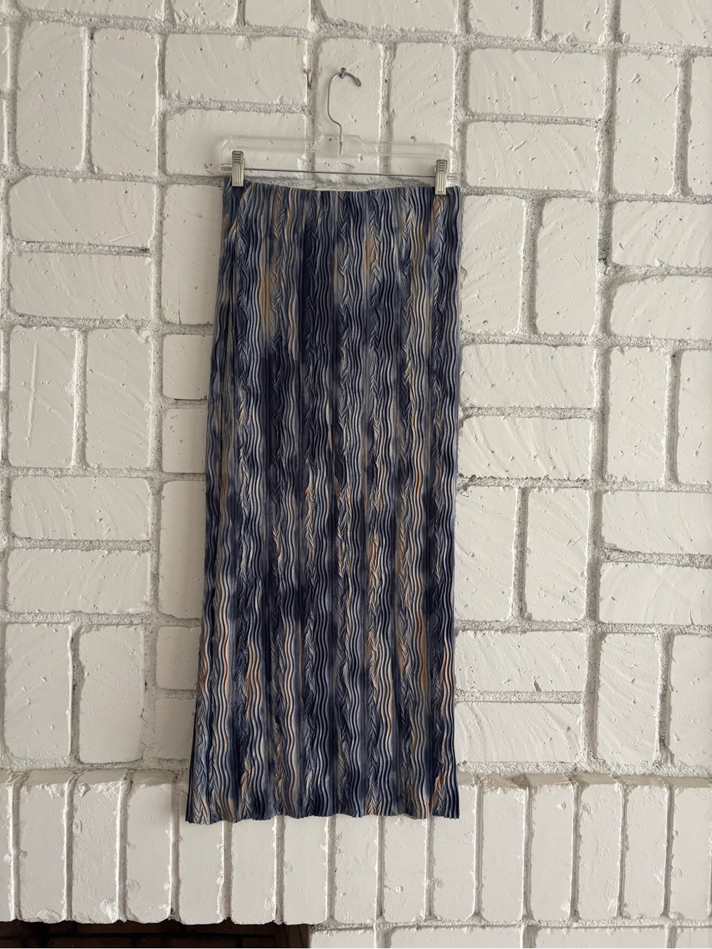 Topshop Navy and Beige Wave-Print Midi Skirt